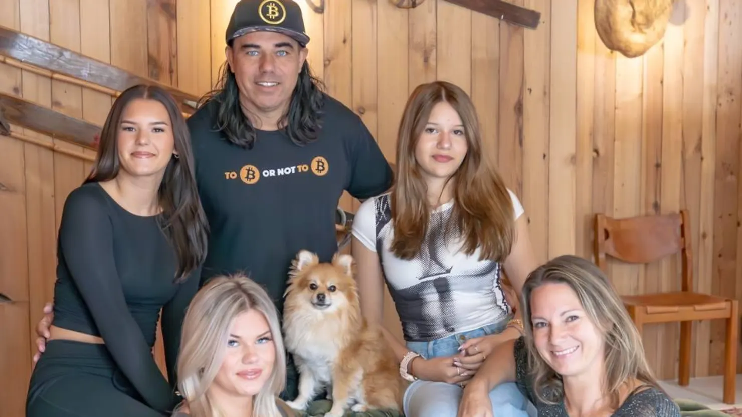 Báo cáo của Glassnode: 30% lưu thông Bitcoin đã được kiểm soát bởi các tổ chức và chính phủ, đẩy BTC vào kho dự trữ quốc gia